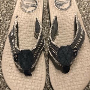 New Margaritaville men’s flip flops